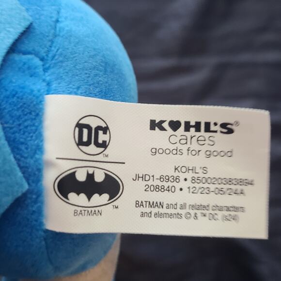 Kohl's Cares /DC Comic Bat Man Plush  9" Sitting - Picture 3 of 4